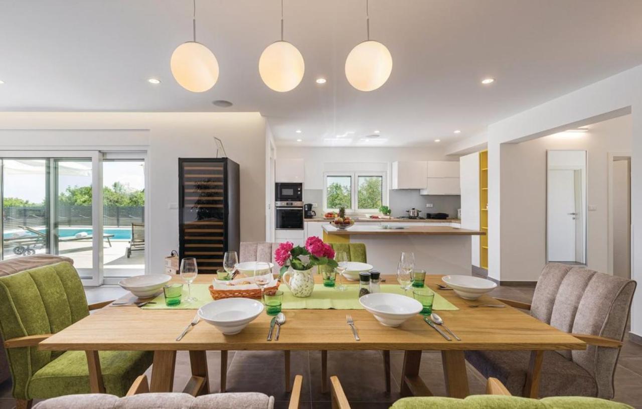 Villa Izabel With Hot Whirpool Крница Екстериор снимка