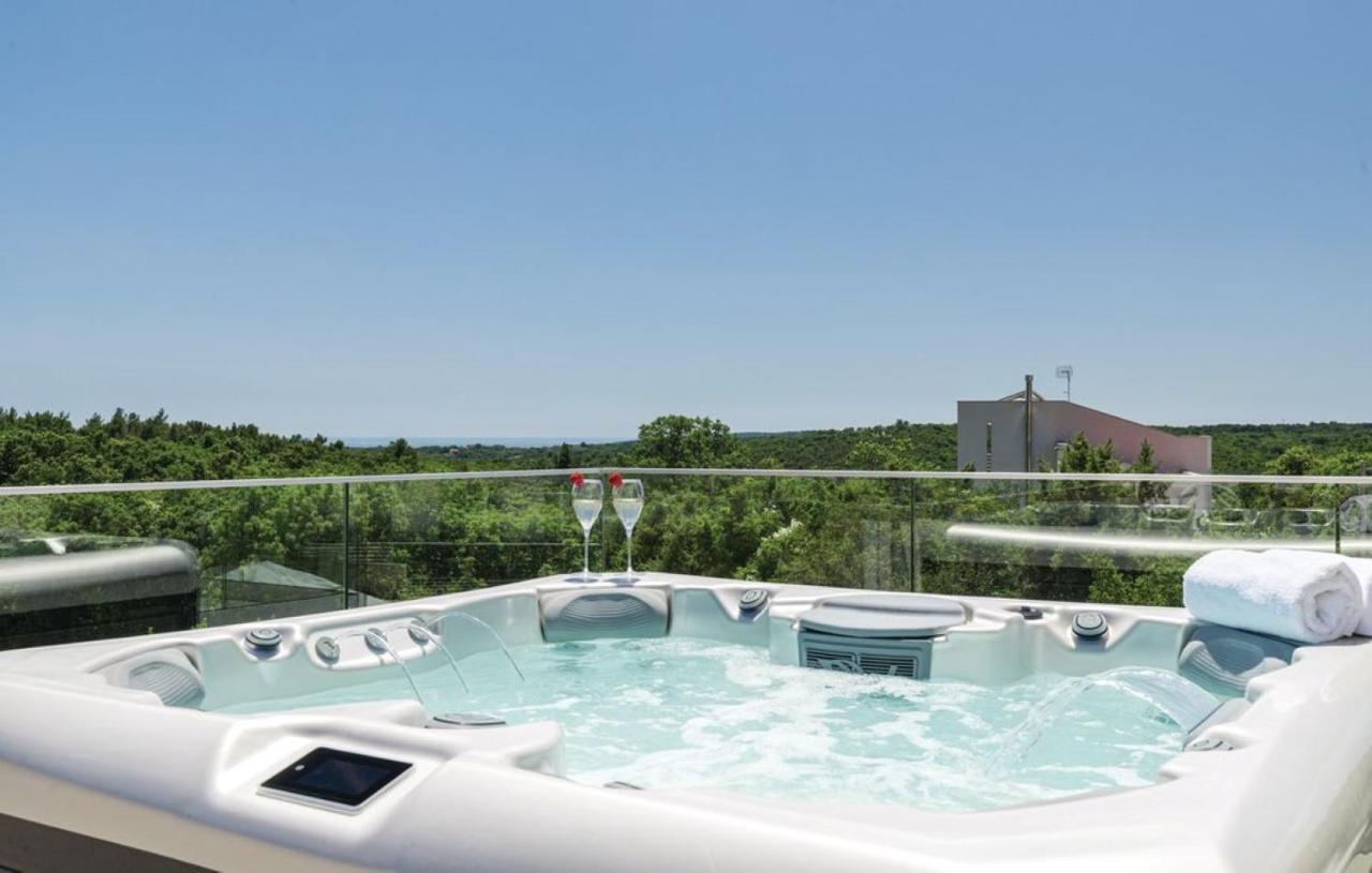 Villa Izabel With Hot Whirpool Крница Екстериор снимка